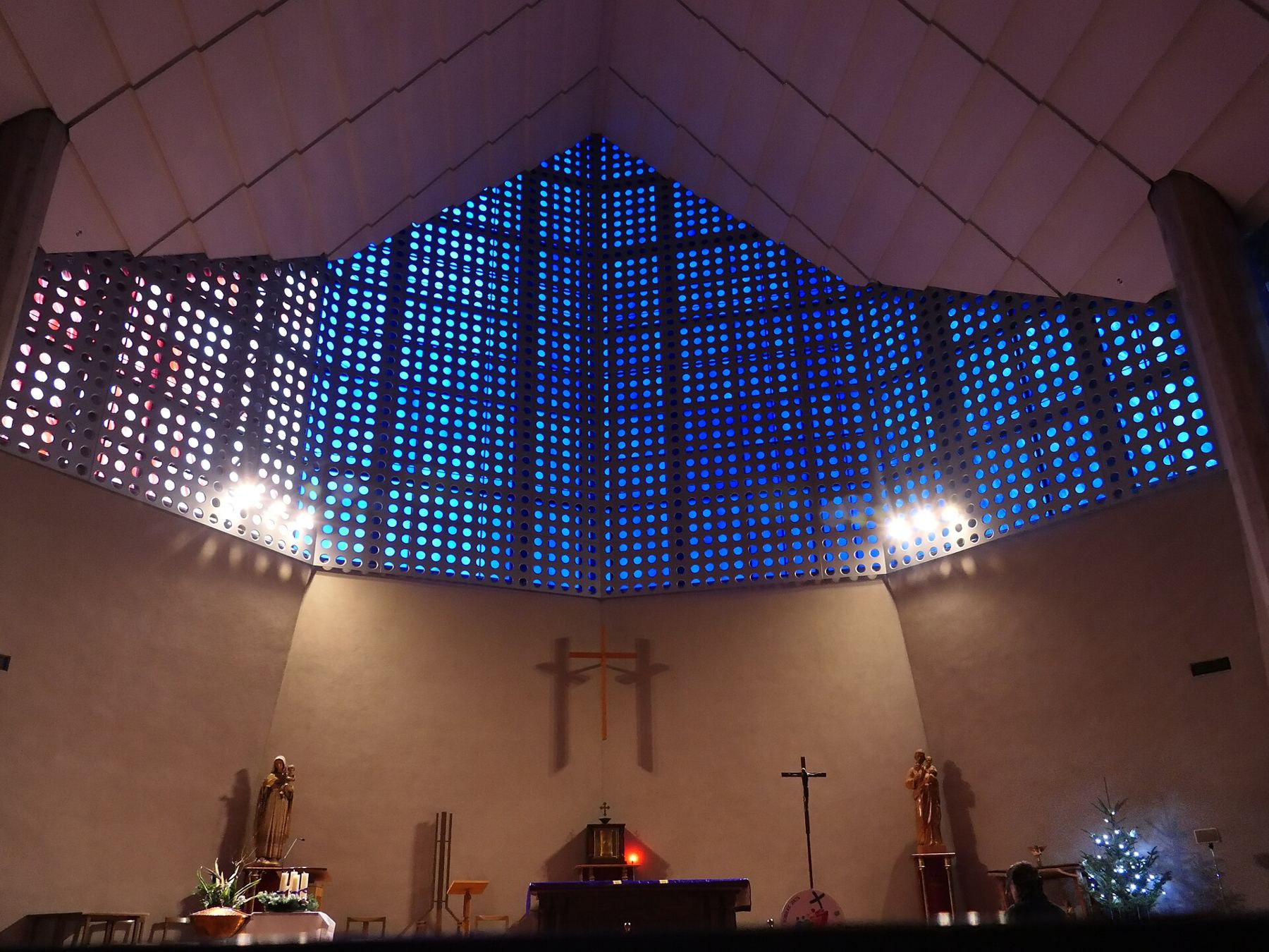 St. Francis Xavier Cathedral (Terukuni-chō, Kagoshima) VLux5 hdsr 01.jpg